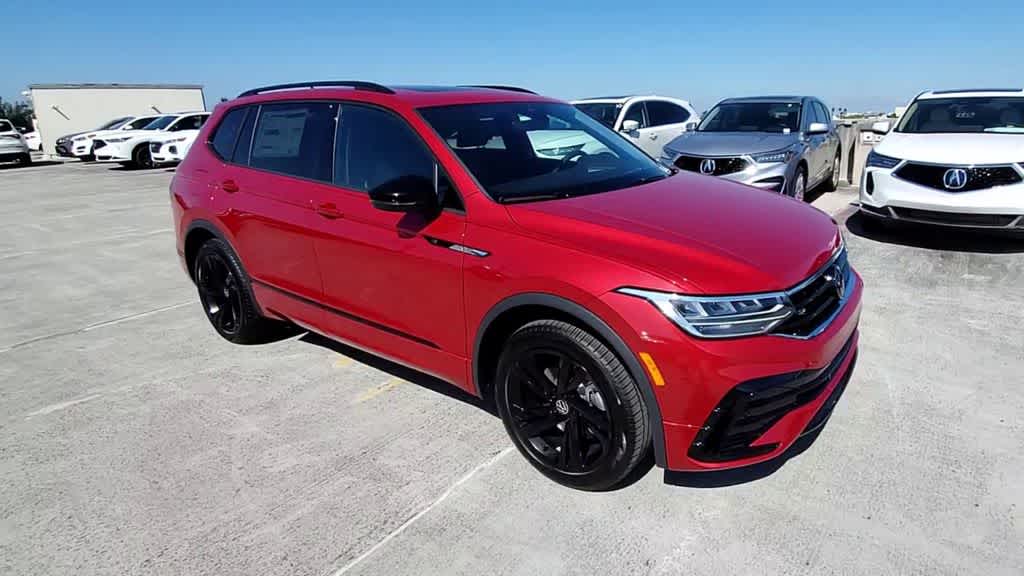 2024 Volkswagen Tiguan SE R-Line Black