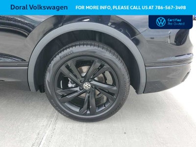 2024 Volkswagen Tiguan SE R-Line Black