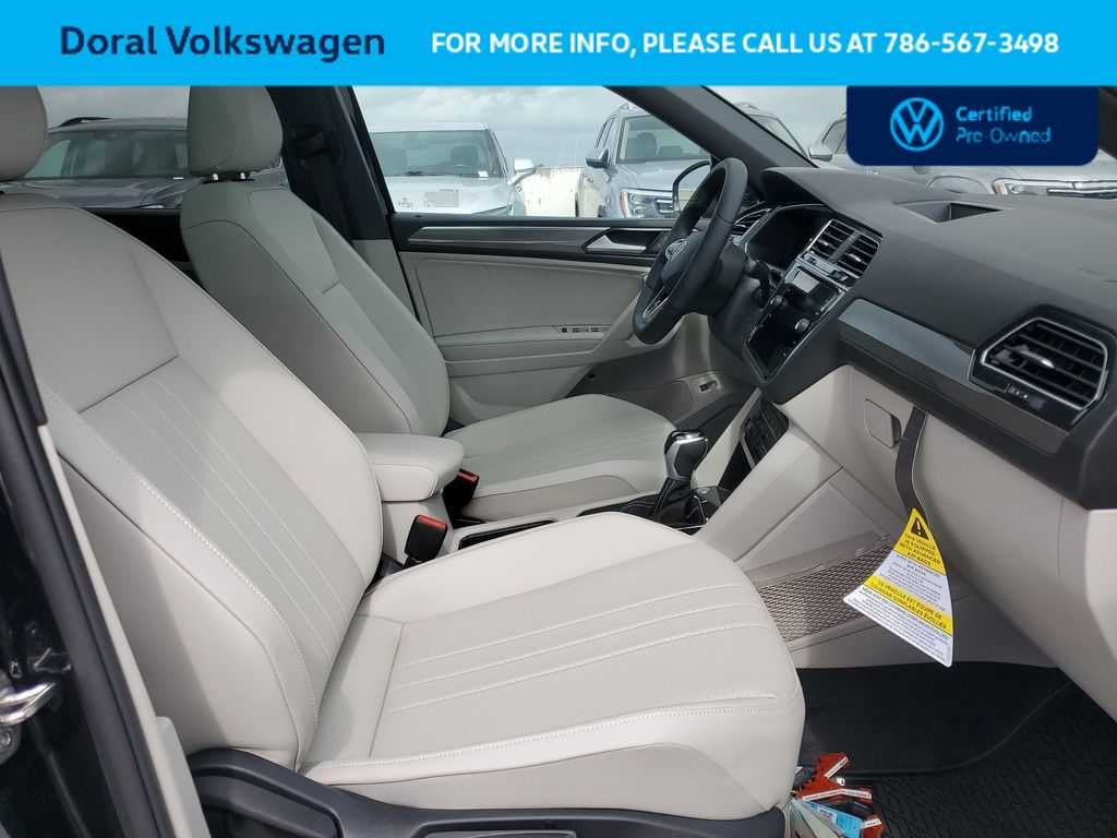 2024 Volkswagen Tiguan SE R-Line Black
