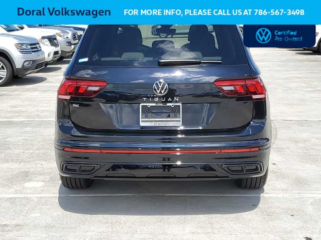 2023 Volkswagen Tiguan SE R-Line Black