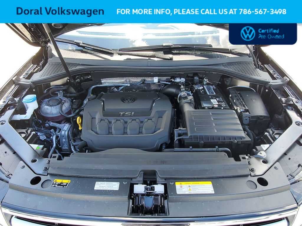 2023 Volkswagen Tiguan SE R-Line Black