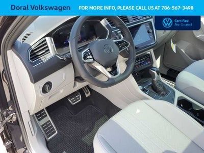 2023 Volkswagen Tiguan SE R-Line Black