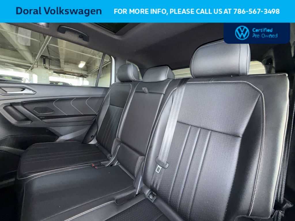 2022 Volkswagen Tiguan SE R-Line Black