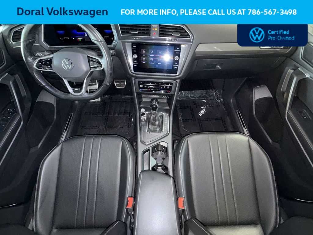 2022 Volkswagen Tiguan SE R-Line Black