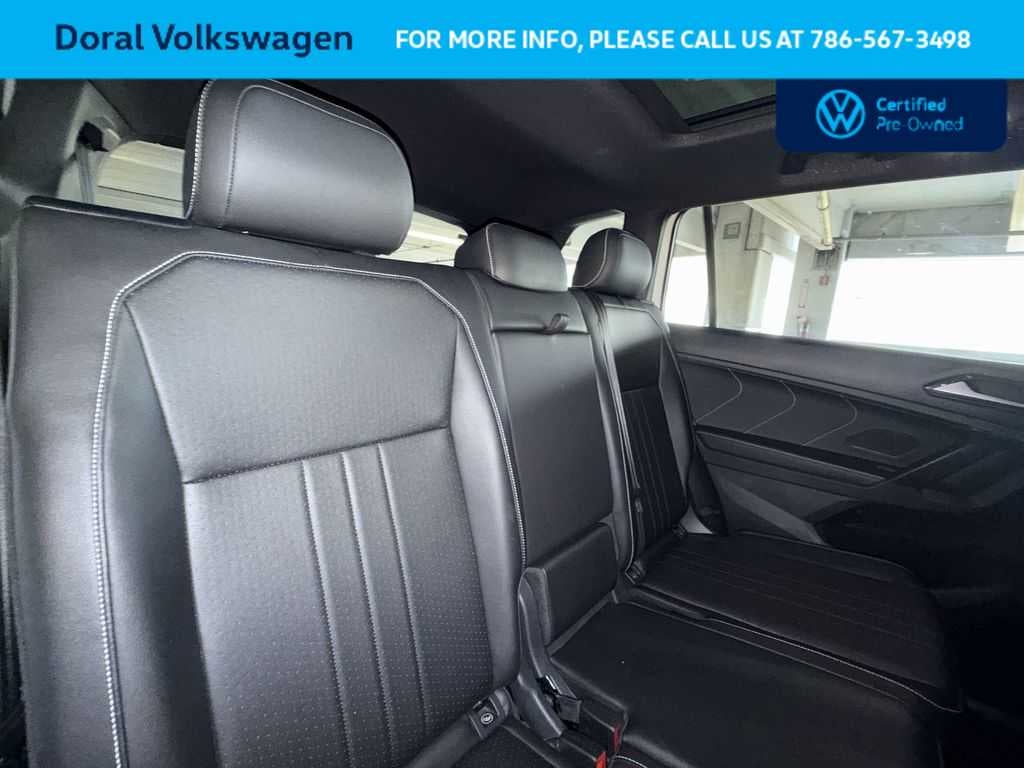 2022 Volkswagen Tiguan SE R-Line Black