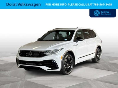 2022 Volkswagen Tiguan SE R-Line Black
