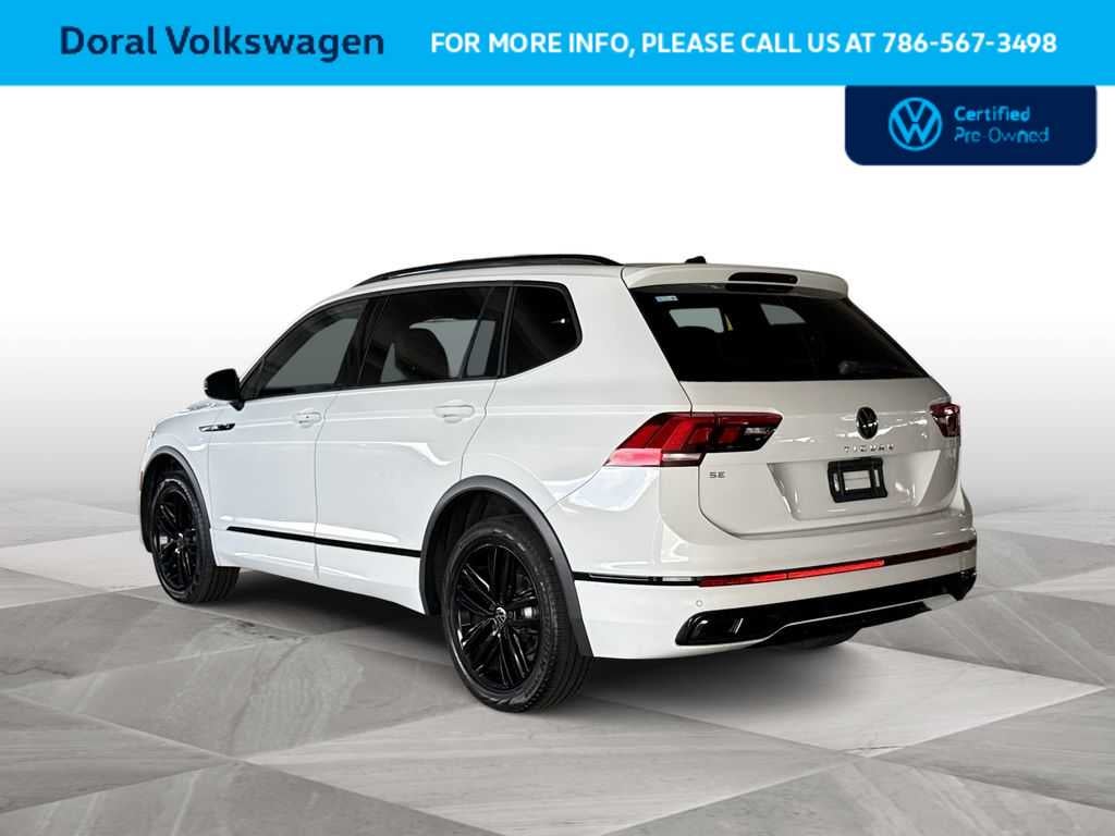 2022 Volkswagen Tiguan SE R-Line Black