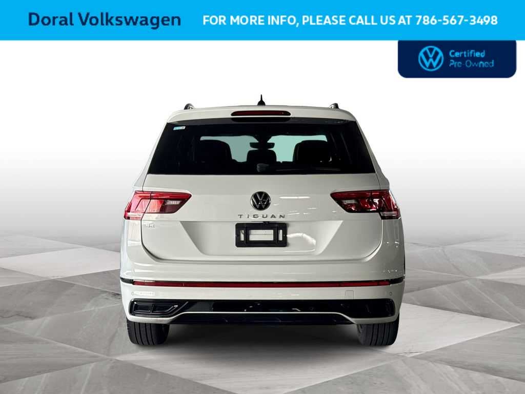 2022 Volkswagen Tiguan SE R-Line Black