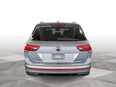 2023 Volkswagen Tiguan SE R-Line Black