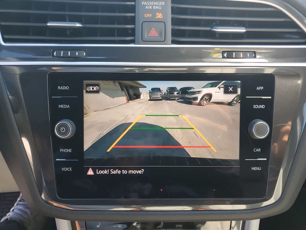2024 Volkswagen Tiguan SE R-Line Black