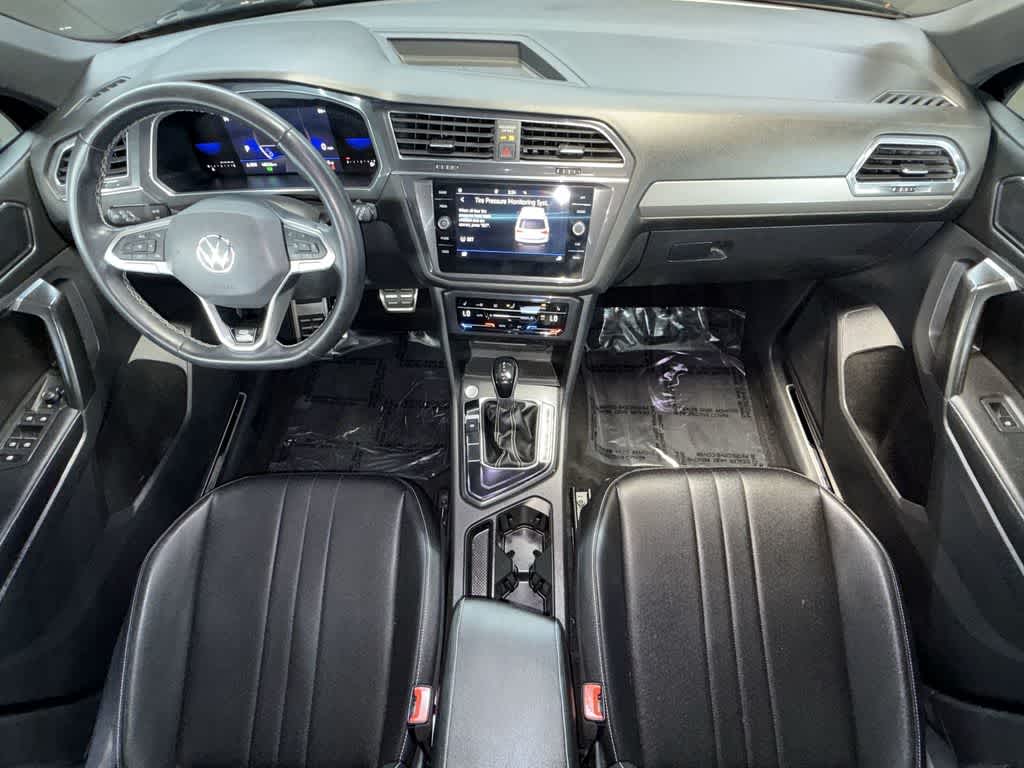 2023 Volkswagen Tiguan SE R-Line Black