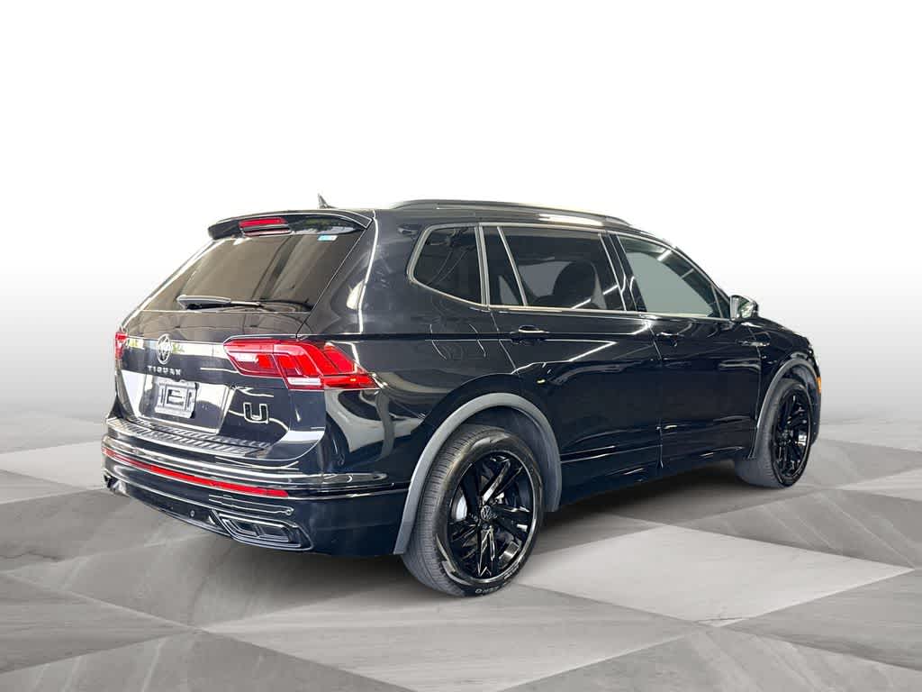 2023 Volkswagen Tiguan SE R-Line Black