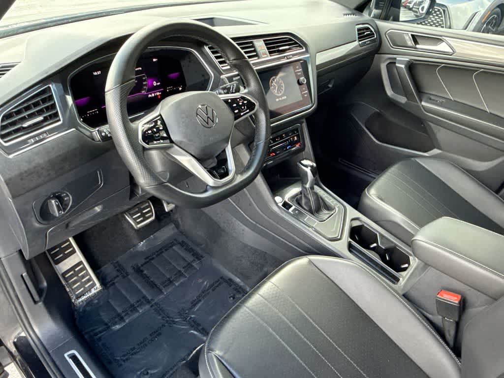 2022 Volkswagen Tiguan SE R-Line Black