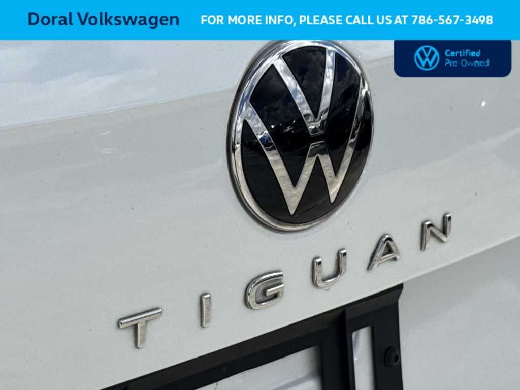 2024 Volkswagen Tiguan SE R-Line Black
