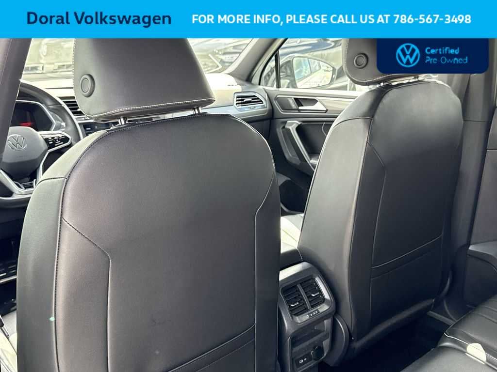 2024 Volkswagen Tiguan SE R-Line Black