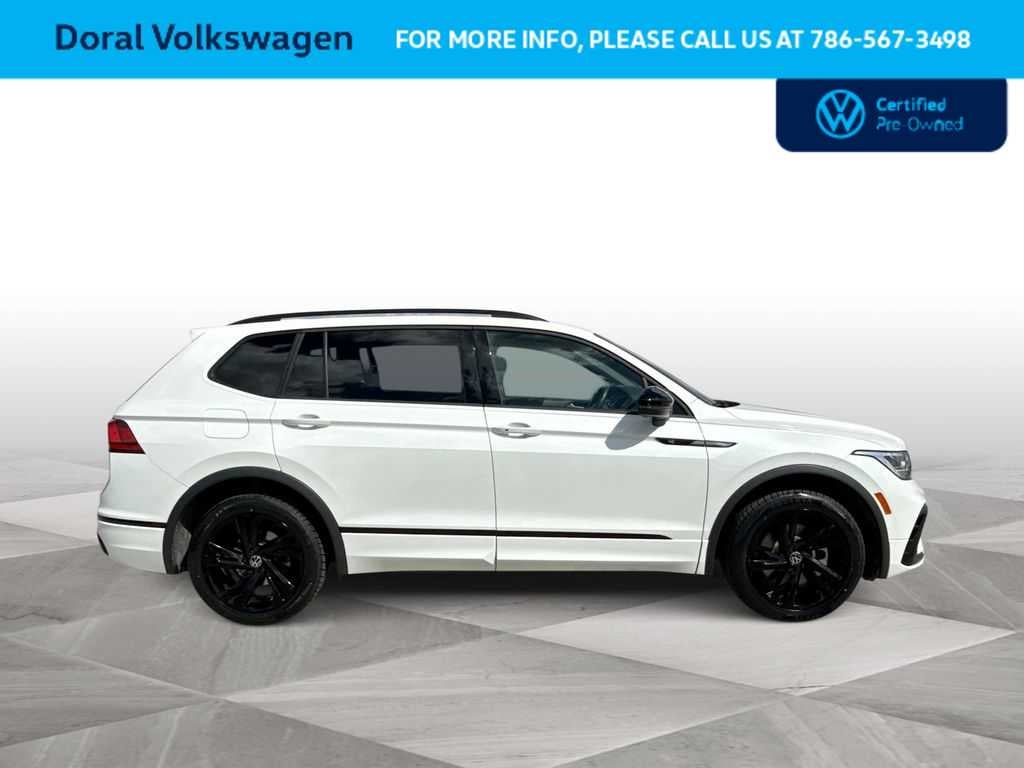 2024 Volkswagen Tiguan SE R-Line Black