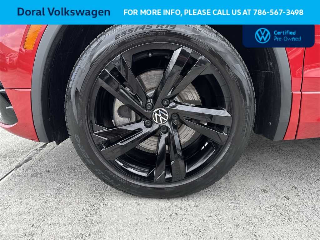 2024 Volkswagen Tiguan SE R-Line Black