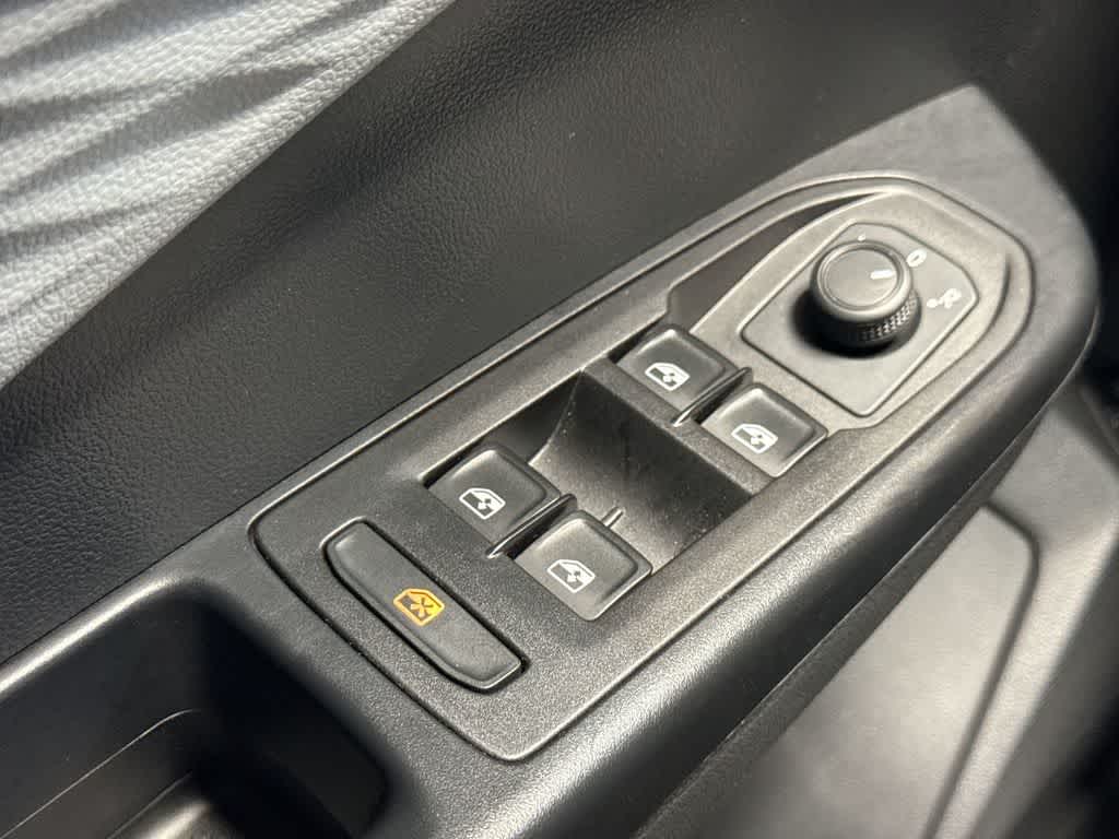 2023 Volkswagen Taos S
