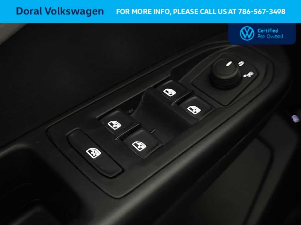 2023 Volkswagen Taos S