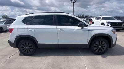 2022 Volkswagen Taos S