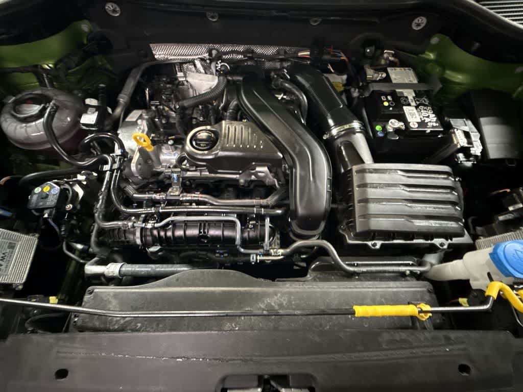 2025 Volkswagen Taos SE