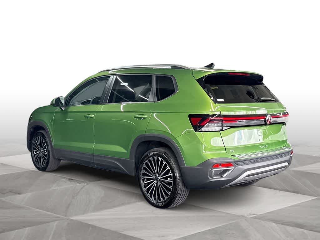 2025 Volkswagen Taos SE