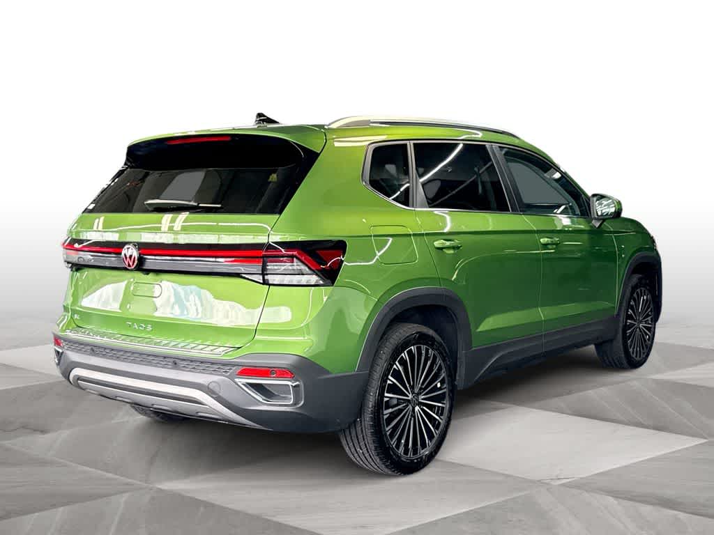 2025 Volkswagen Taos SE