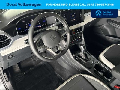 2025 Volkswagen Taos SE