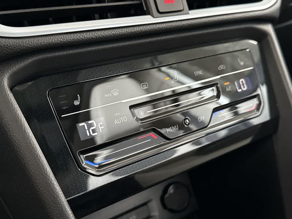 2026 Volkswagen Taos SE