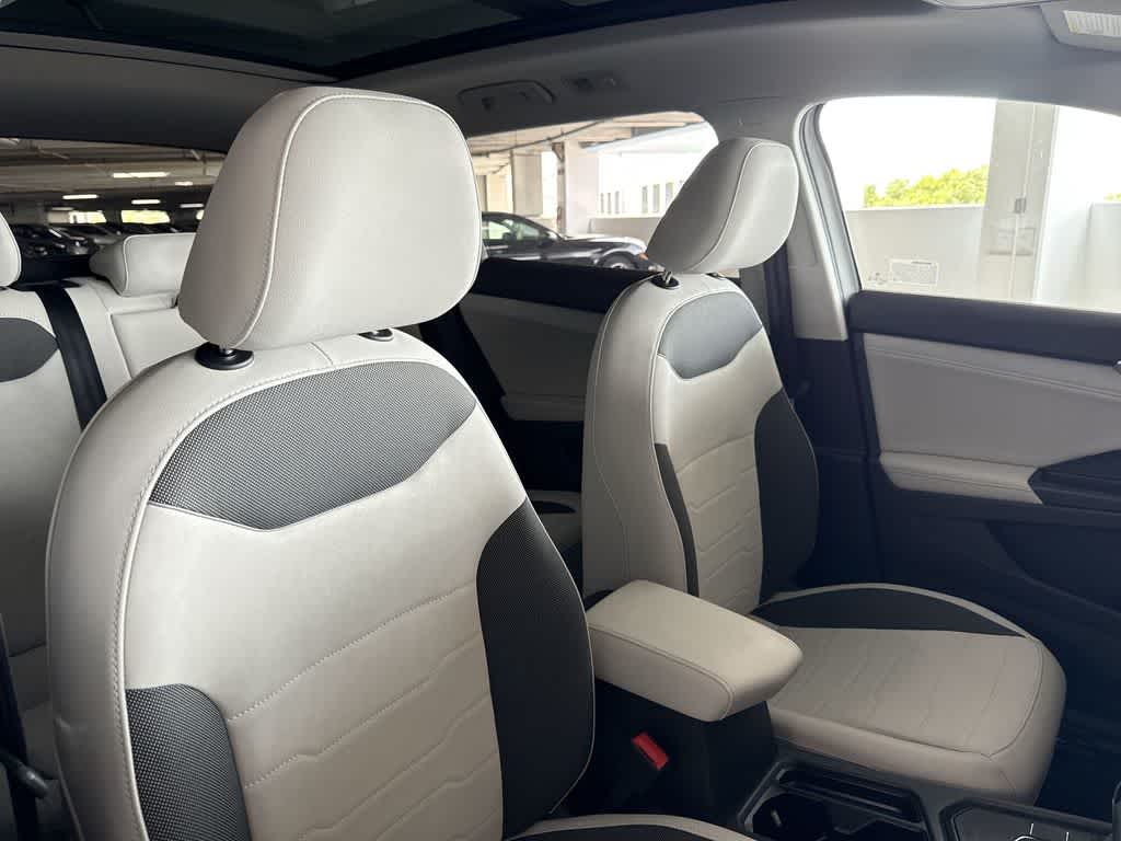 2026 Volkswagen Taos SE