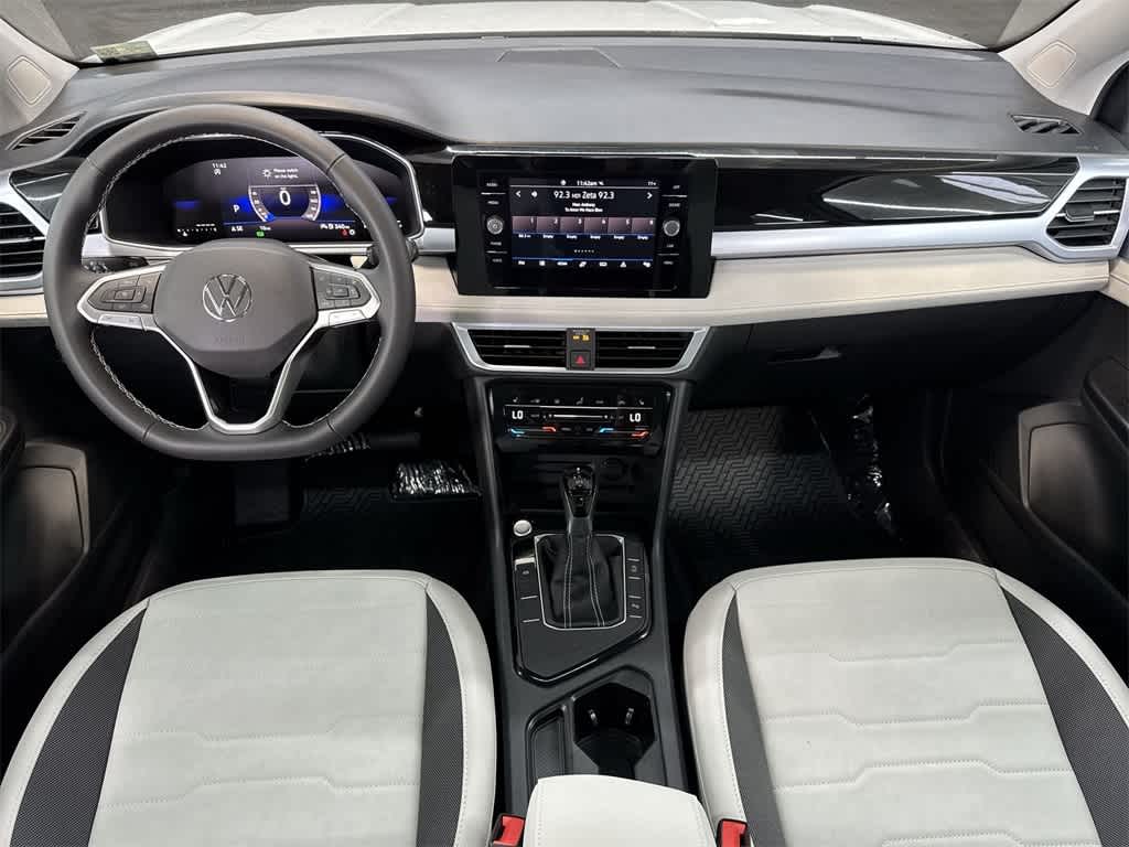 2026 Volkswagen Taos SE