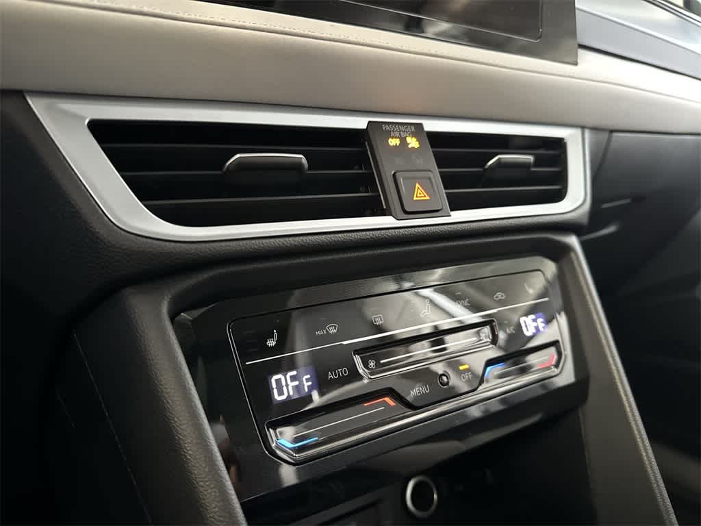 2026 Volkswagen Taos SE