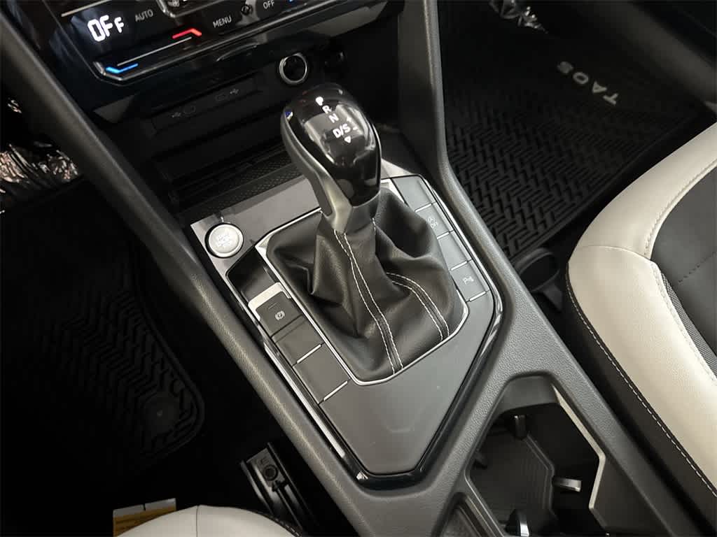 2026 Volkswagen Taos SE