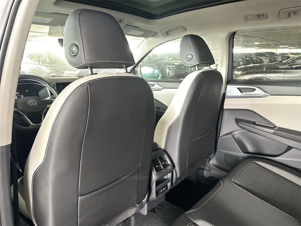 2026 Volkswagen Taos SE