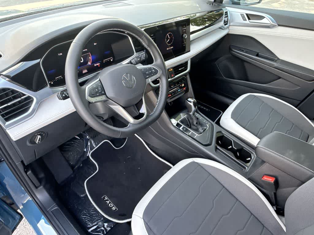 2026 Volkswagen Taos SE