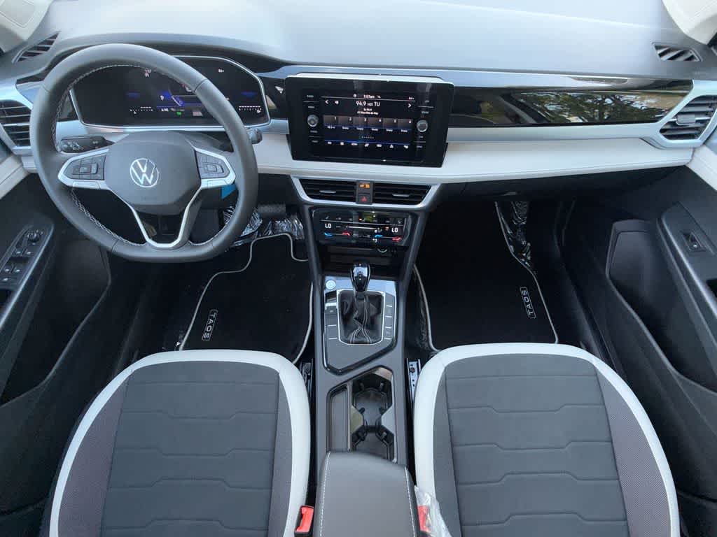2026 Volkswagen Taos SE