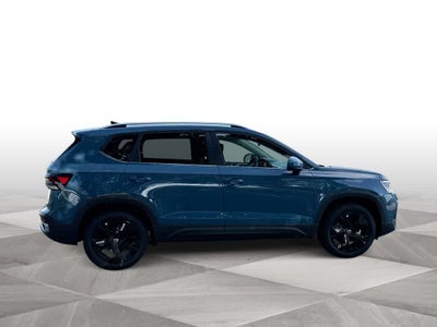 2026 Volkswagen Taos SE