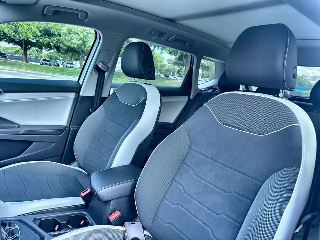 2026 Volkswagen Taos SE
