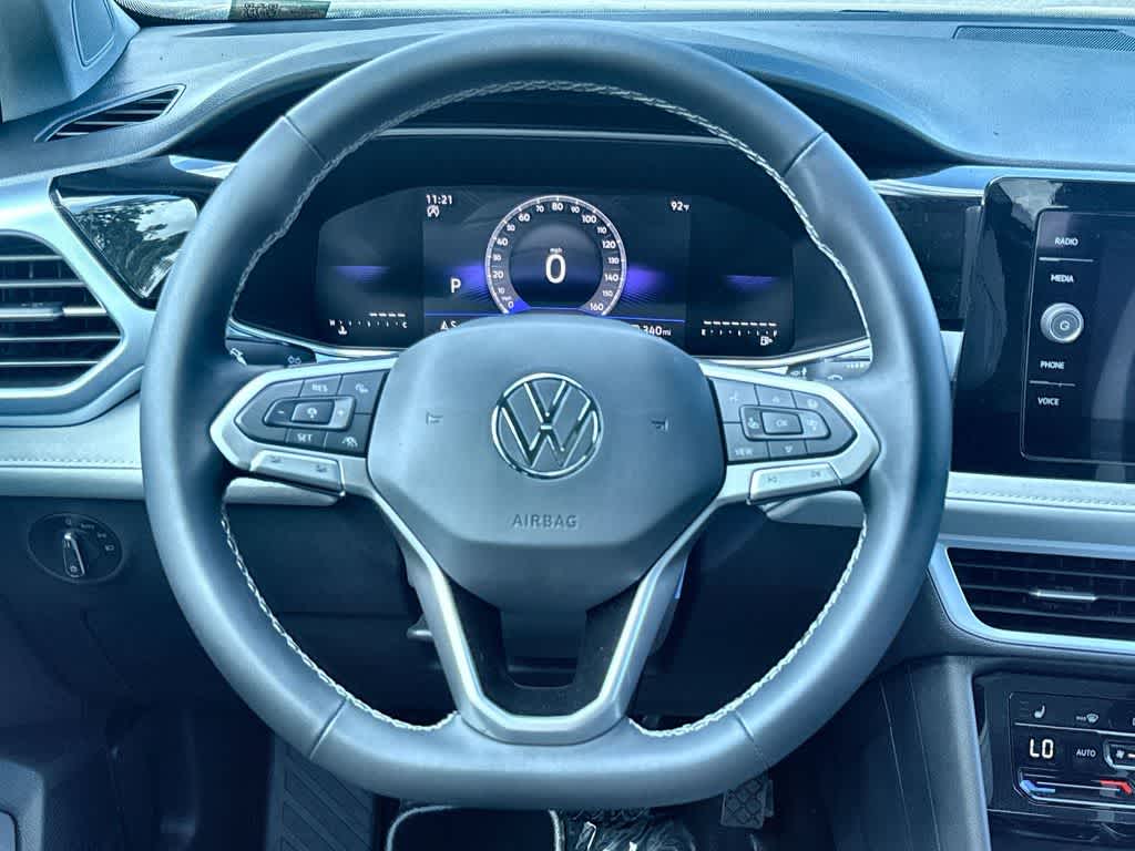 2026 Volkswagen Taos SE