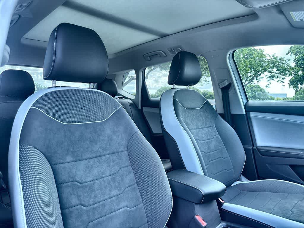 2026 Volkswagen Taos SE