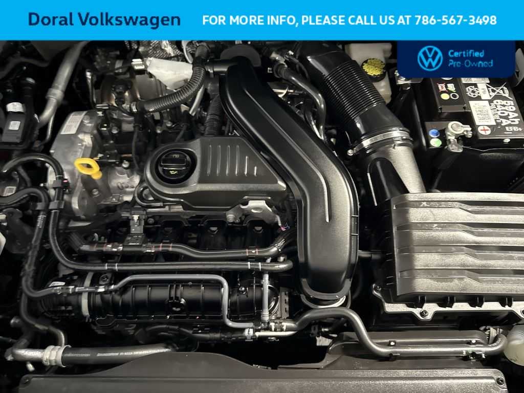 2025 Volkswagen Taos SE