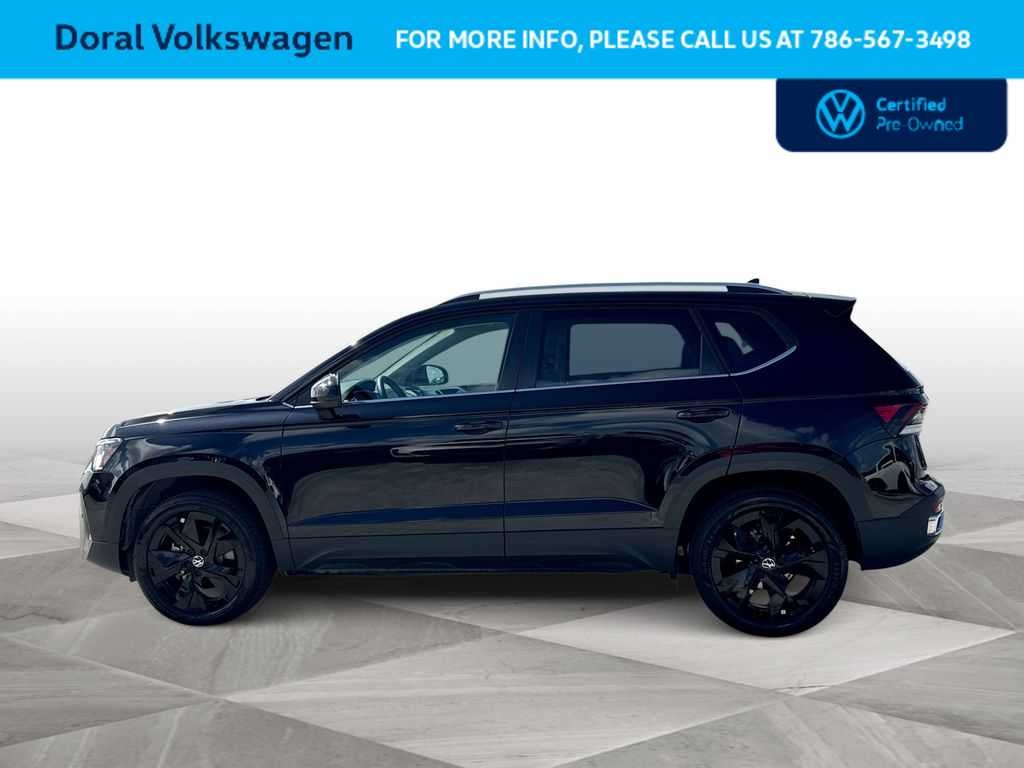 2025 Volkswagen Taos SE