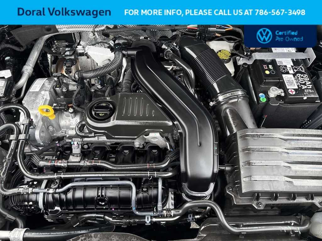 2025 Volkswagen Taos SE