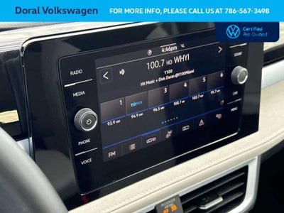 2025 Volkswagen Taos SE