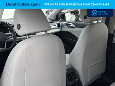 2025 Volkswagen Taos SE