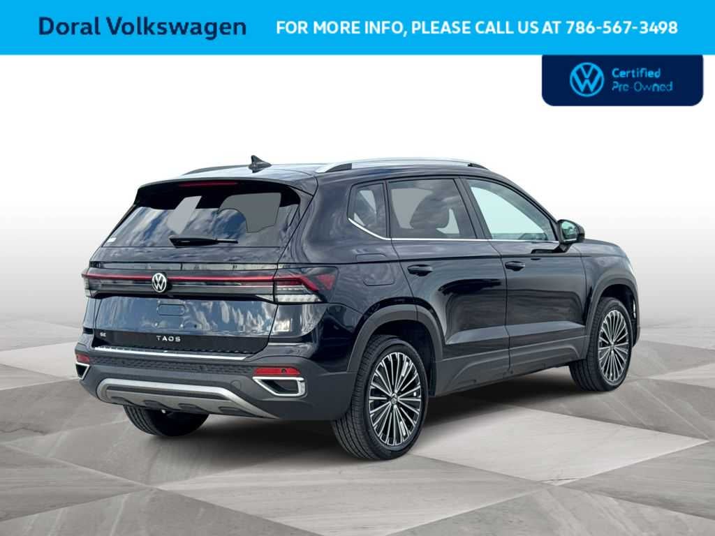 2025 Volkswagen Taos SE