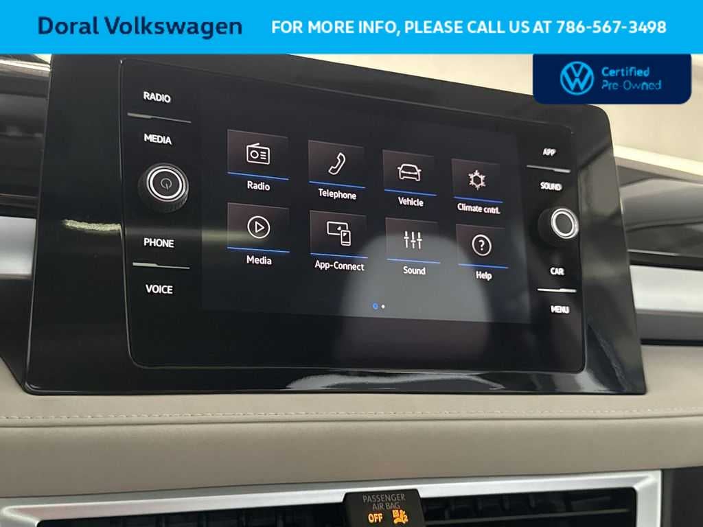 2025 Volkswagen Taos SE