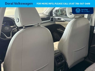 2025 Volkswagen Taos SE