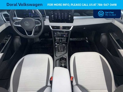 2025 Volkswagen Taos SE