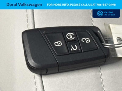 2025 Volkswagen Taos SE
